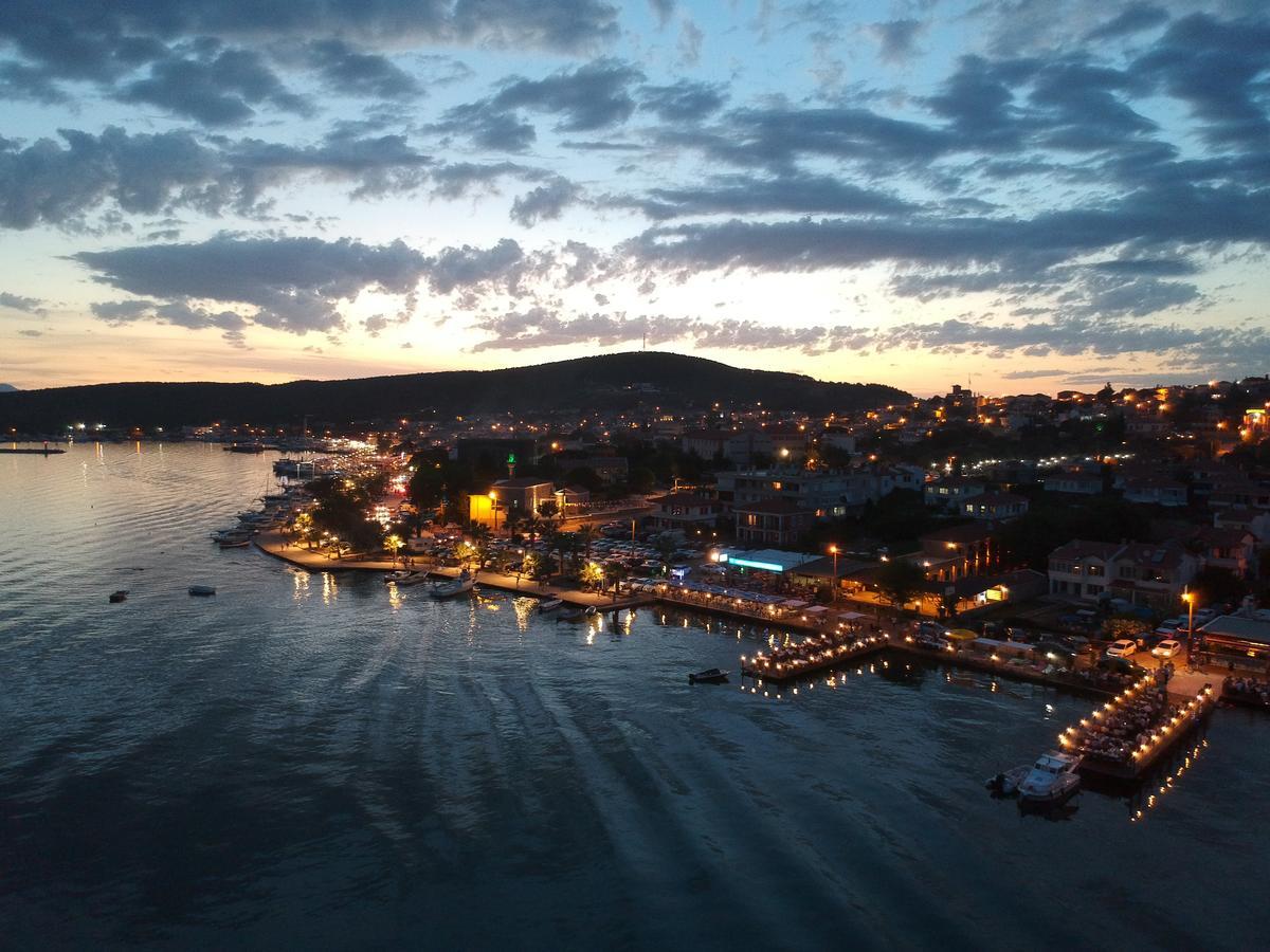 Cunda Deniz Hotel Ayvalik Exterior photo